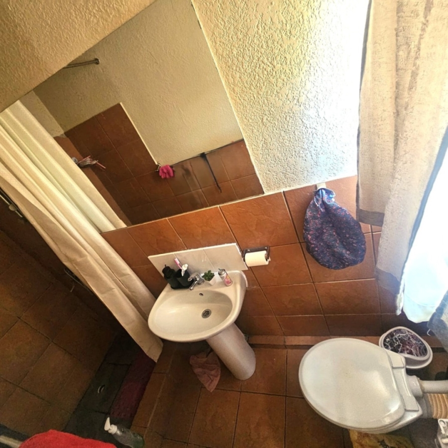 To Let 1 Bedroom Property for Rent in Modderfontein AH North West